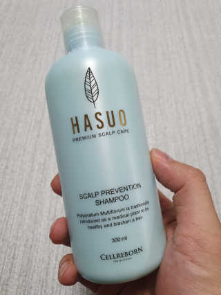 셀리본 하수오 내츄럴 프리벤션 탈모관리 샴푸 300ml — 4점을 준 리뷰어가 2019년 11월 올린 사용 사진