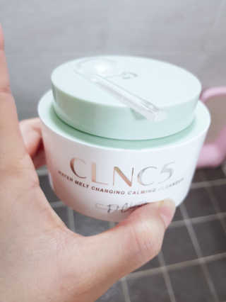 CLNC5 워터 멜트 체인징 클렌저 — 4.33점을 준 리뷰어가 2018년 8월 올린 사용 사진