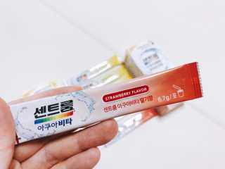 센트룸 아쿠아비타 레몬향, 딸기향 — 2.5점을 준 리뷰어가 2019년 6월 올린 사용 사진