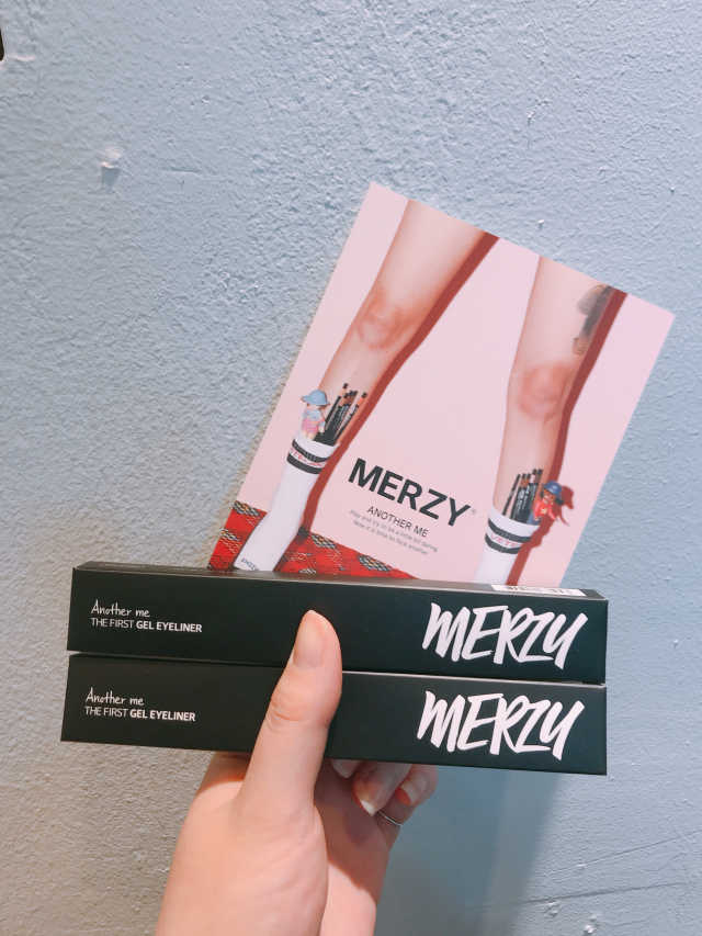 머지 더 퍼스트 젤 아이라이너 NEW 브라운 컬러 리뷰 사진
