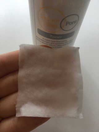 이솔화장품 이솔 세범 리스 포어 토너 200ml — 5점을 준 리뷰어가 2018년 8월 올린 사용 사진
