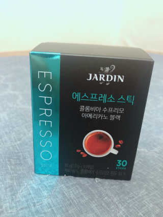 (주)쟈뎅 쟈뎅 에스프레소 스틱 [블랙+헤이즐넛 set] — 5점을 준 리뷰어가 2020년 3월 올린 사용 사진