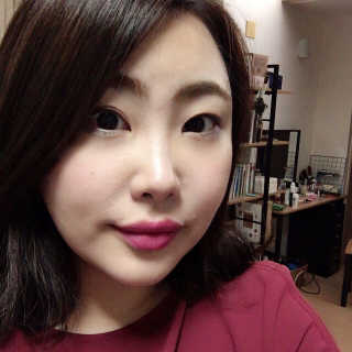 셀레뷰 하이 퍼포먼스 립 틴트 마스터 — 4.33점을 준 리뷰어가 2018년 2월 올린 사용 사진