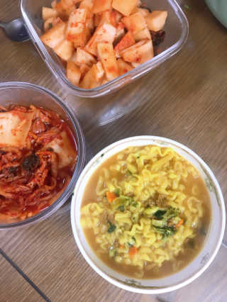 오뚜기카레면 2차 모집 — 3점을 준 리뷰어가 2019년 2월 올린 사용 사진