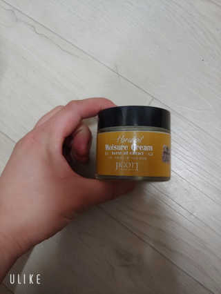 지고트 마유 모이스처 크림 70ml — 5점을 준 리뷰어가 2019년 5월 올린 사용 사진