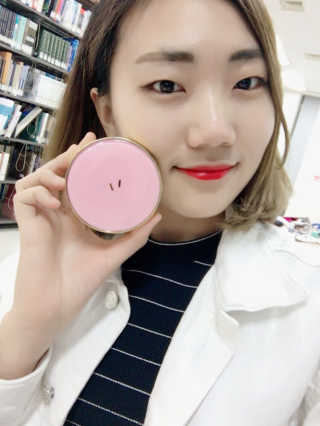 브이티 코스메틱 VT 리얼 콜라겐 팩트 — 4점을 준 리뷰어가 2017년 4월 올린 사용 사진