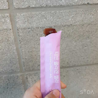 네츄럴굿띵스 태반 콜라겐 젤리 15포 — 5점을 준 리뷰어가 2019년 7월 올린 사용 사진