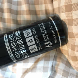다슈코리아 다슈 데일리 안티 헤어로스 허브 헤어토닉 150ml — 5점을 준 리뷰어가 2019년 10월 올린 사용 사진