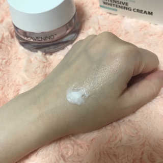 헤브닝 인텐시브 화이트닝크림 50ml — 4점을 준 리뷰어가 2018년 9월 올린 사용 사진