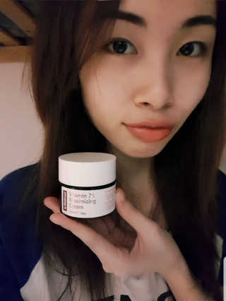 바이 위시트랜드 VITAMIN 75 CREAM — 5점을 준 리뷰어가 2018년 8월 올린 사용 사진