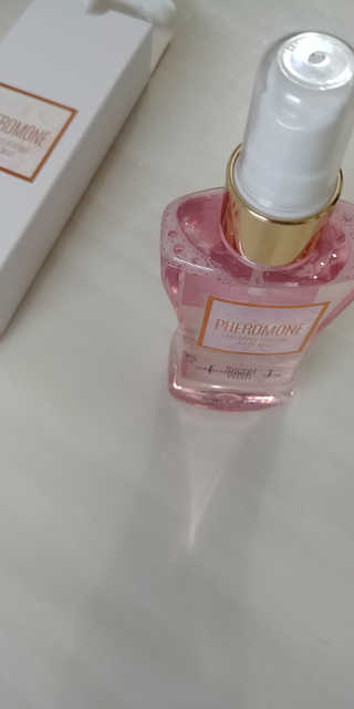 레드컨테이너 페로몬향 퍼퓸 바디미스트 80ml — 5점을 준 리뷰어가 2020년 2월 올린 사용 사진