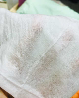 메이크업 이레이져 바이 컬러딥 래버러토리즈 — 4.5점을 준 리뷰어가 2020년 1월 올린 사용 사진