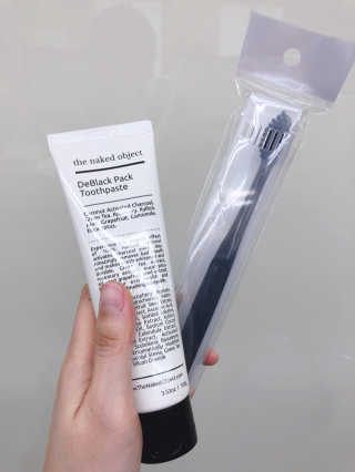 the naked object 디블랙팩치약 디블랙칫솔 세트 — 5점을 준 리뷰어가 2019년 1월 올린 사용 사진
