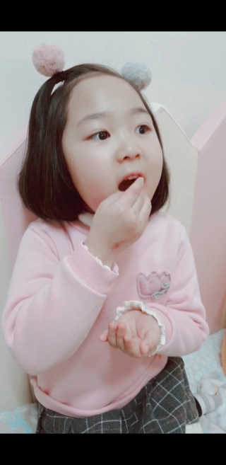 비타맘 키즈플러스업 성장기 어린이 멀티비타민미네랄 120정 — 5점을 준 리뷰어가 2020년 1월 올린 사용 사진