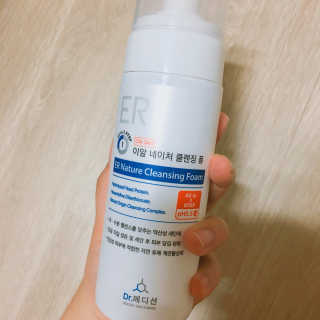 Dr.메디션 ER 네이처 클렌징폼- 오일리스킨용 — 4.5점을 준 리뷰어가 2018년 7월 올린 사용 사진