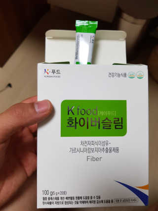 두루원 똥기사의 Kfood 화이버슬림 — 4.33점을 준 리뷰어가 2018년 7월 올린 사용 사진