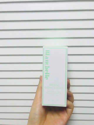 블랑벨 스피루리나 에메랄드 에센스 — 4.33점을 준 리뷰어가 2018년 3월 올린 사용 사진