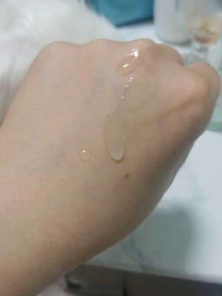 스킨그래머 슈퍼 굿 리페어 에센스 — 5점을 준 리뷰어가 2019년 6월 올린 사용 사진
