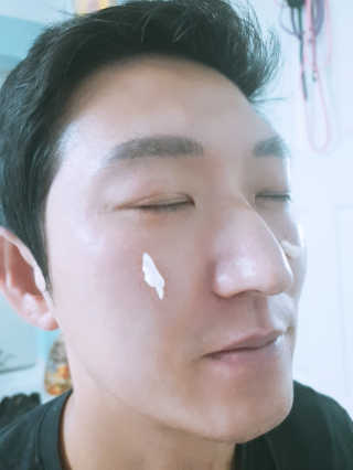 땡큐파머 미라클 에이지 리페어 세럼 — 5점을 준 리뷰어가 2019년 12월 올린 사용 사진