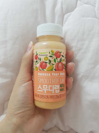 풀무원 스무디랩 피치&비타 — 5점을 준 리뷰어가 2017년 11월 올린 사용 사진