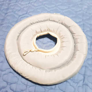아르르 UFO 넥카라 (navy, gray) — 4.5점을 준 리뷰어가 2017년 10월 올린 사용 사진