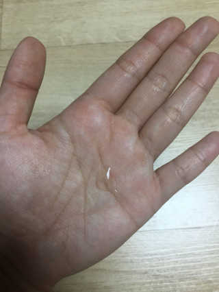 아가타 코스메틱 에스까르고 오일 샴푸 — 4점을 준 리뷰어가 2016년 10월 올린 사용 사진