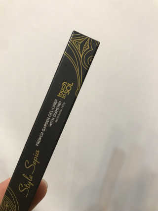 터치인솔 스타일 세피아 프렌치 가든 젤라이너 위드 다이아몬드 — 3.83점을 준 리뷰어가 2018년 8월 올린 사용 사진