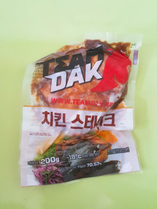 팀닭 닭가슴살, 닭가슴살 소시지, 치킨스테이크 패키지 — 4점을 준 리뷰어가 2016년 8월 올린 사용 사진