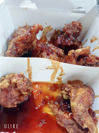 [치킨마루]-  빠사칸레드 + 콜라 500ml — 5점을 준 리뷰어가 2019년 5월 올린 사용 사진