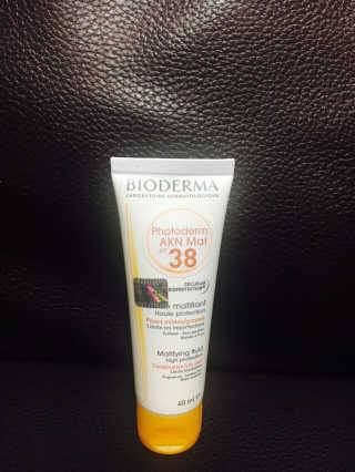BIODERMA 바이오더마 포토덤 아쿠아 플루이드 선 — 4점을 준 리뷰어가 2017년 3월 올린 사용 사진