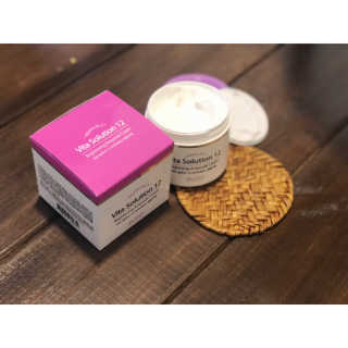 지고트 비타솔루션12 브라이트닝 앰플 크림 100ml — 4.5점을 준 리뷰어가 2019년 7월 올린 사용 사진