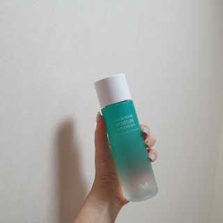 오지아이 워터 밤 모이스처 스킨 에센스 180ml — 5점을 준 리뷰어가 2020년 2월 올린 사용 사진