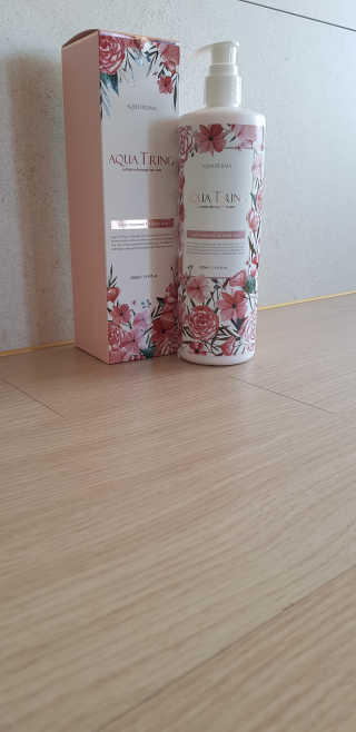 아쿠아큐링 아쿠아티링 익스트림데미지 헤어케어 500ml — 4점을 준 리뷰어가 2018년 12월 올린 사용 사진