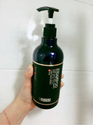 다슈코리아 다슈 데일리 한방 두피 골드 샴푸 500ml — 3.5점을 준 리뷰어가 2017년 5월 올린 사용 사진