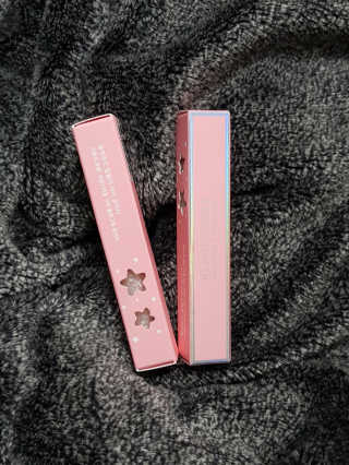 [블랙루즈] 펄블리 아이 글리터 2종 — 5점을 준 리뷰어가 2019년 1월 올린 사용 사진