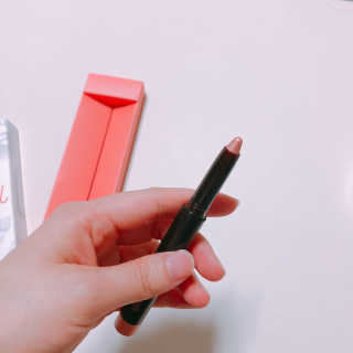 헤이미쉬 데일리즘 코랄릭 스틱 아이 섀도우 — 4.5점을 준 리뷰어가 2018년 3월 올린 사용 사진