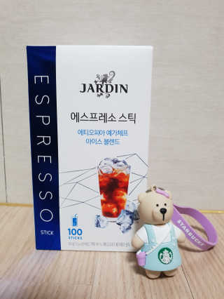(주)쟈뎅 [쟈뎅] 에스프레소스틱 아이스블렌드 — 5점을 준 리뷰어가 2019년 4월 올린 사용 사진