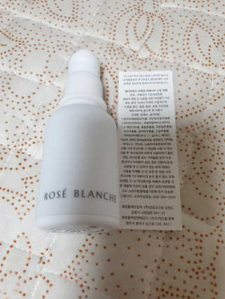 ROSE BLANCHE 로제블랑쉐 인텐시브 수딩 세럼 — 4.5점을 준 리뷰어가 2019년 7월 올린 사용 사진