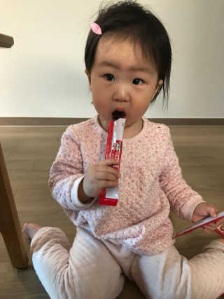 메이준뉴트리 박경호의 어린이 홍삼 홍통령젤리 30포 — 5점을 준 리뷰어가 2018년 4월 올린 사용 사진