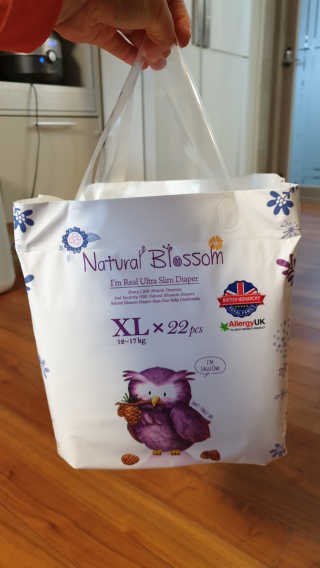 네추럴블라썸 NATURAL BLOSSOM 슈퍼 얇은 바지 기저귀 — 4.5점을 준 리뷰어가 2018년 11월 올린 사용 사진