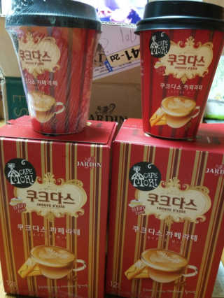 (주)쟈뎅 쟈뎅 까페모리 쿠크다스 까페라떼 — 4점을 준 리뷰어가 2017년 11월 올린 사용 사진