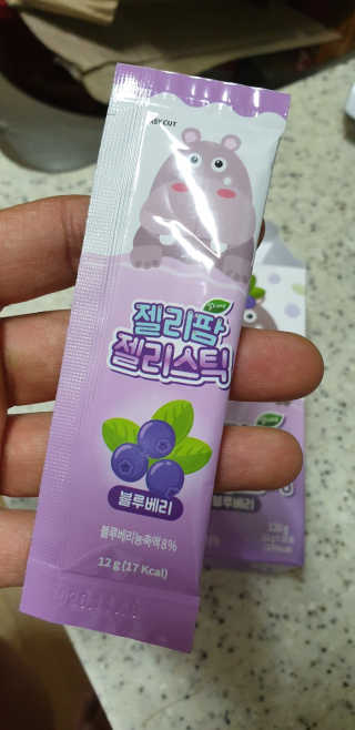 얼리버드 젤리팜 젤리스틱 — 4점을 준 리뷰어가 2019년 6월 올린 사용 사진