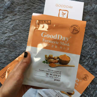 GoodDay Skincare GoodDay 강황 마스크 — 4점을 준 리뷰어가 2020년 2월 올린 사용 사진