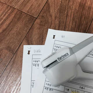 고쿠요 하리낙스 철심이 필요없는 스테플러 10매용 — 3.5점을 준 리뷰어가 2017년 3월 올린 사용 사진