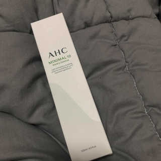 AHC 에이 에이치 씨 미니멀 10 워터리 에센스 — 4.5점을 준 리뷰어가 2018년 12월 올린 사용 사진
