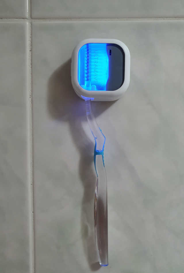 휴대용칫솔살균기 TS-02 리뷰 사진