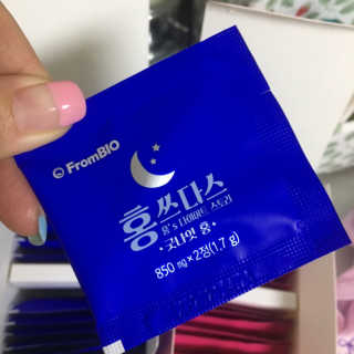 프롬바이오 홍쓰다스 아침,저녁 맞춤형 다이어트식품 14포+14포 — 2점을 준 리뷰어가 2019년 9월 올린 사용 사진
