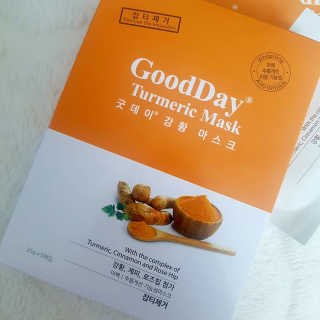 GoodDay Skincare GoodDay 강황 마스크 — 5점을 준 리뷰어가 2019년 6월 올린 사용 사진