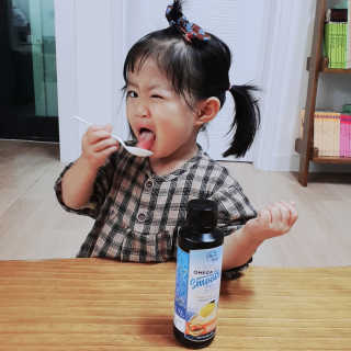오메가-3스무디 [오메가스무디] 짜먹는 오메가3 DHA 임산부 어린이 — 5점을 준 리뷰어가 2018년 11월 올린 사용 사진