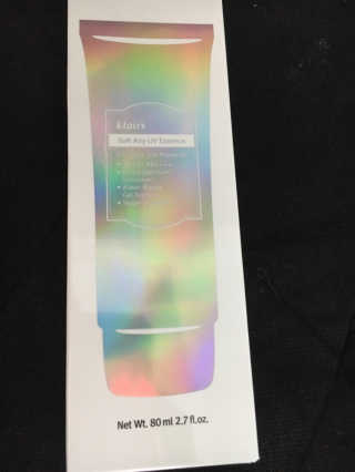 소프트 에어리 UV 에센스 SPF 50 PA ++++ — 5점을 준 리뷰어가 2019년 3월 올린 사용 사진